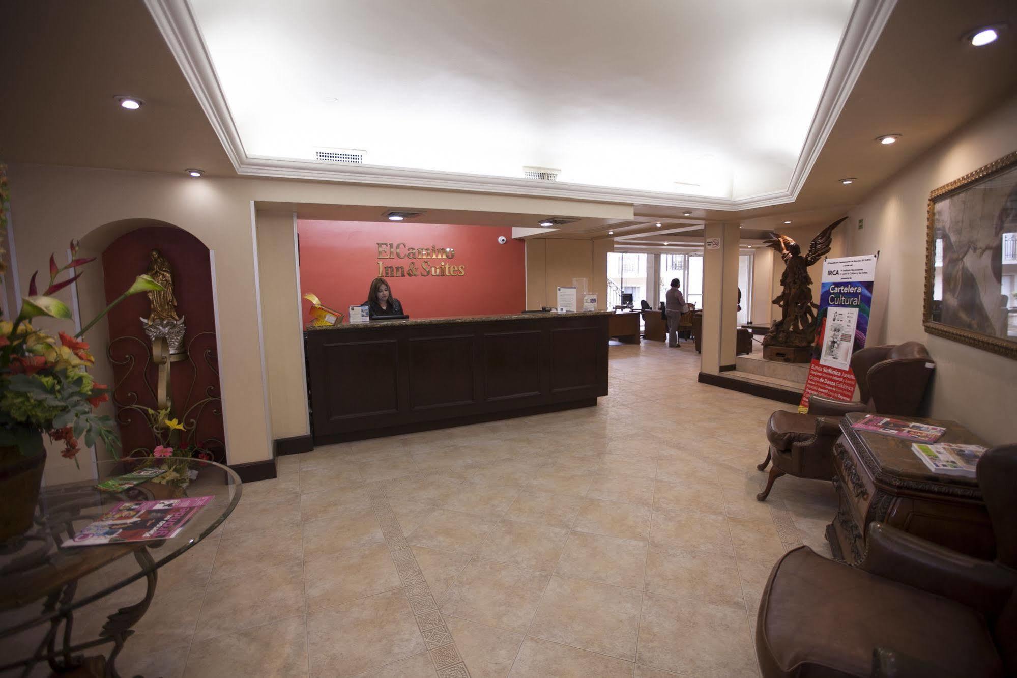 Hotel El Camino Inn & Suites Рейноса Екстериор снимка